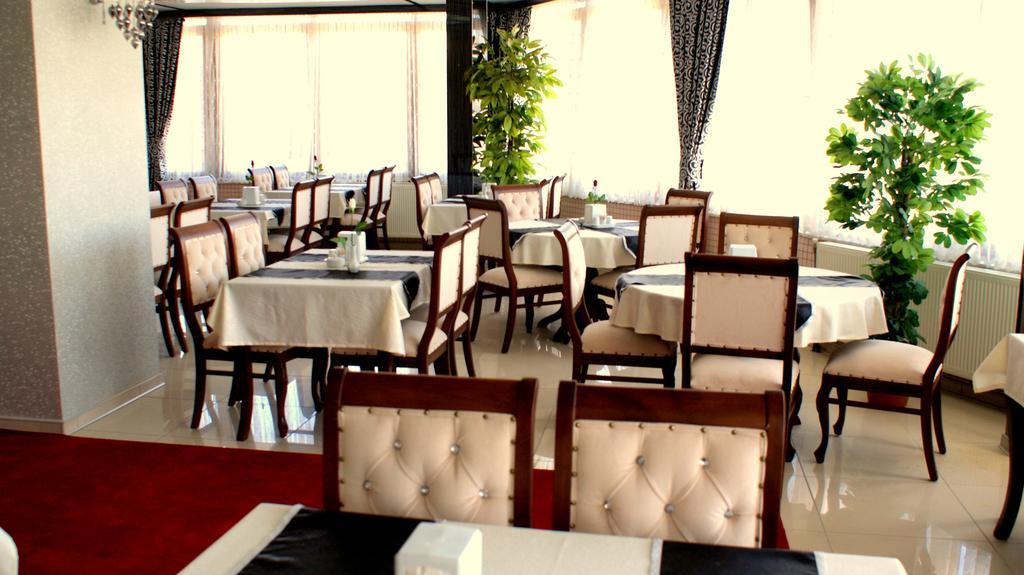 Mavi Tuana Hotel Ван Экстерьер фото