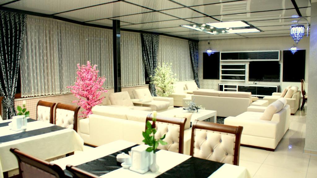 Mavi Tuana Hotel Ван Экстерьер фото